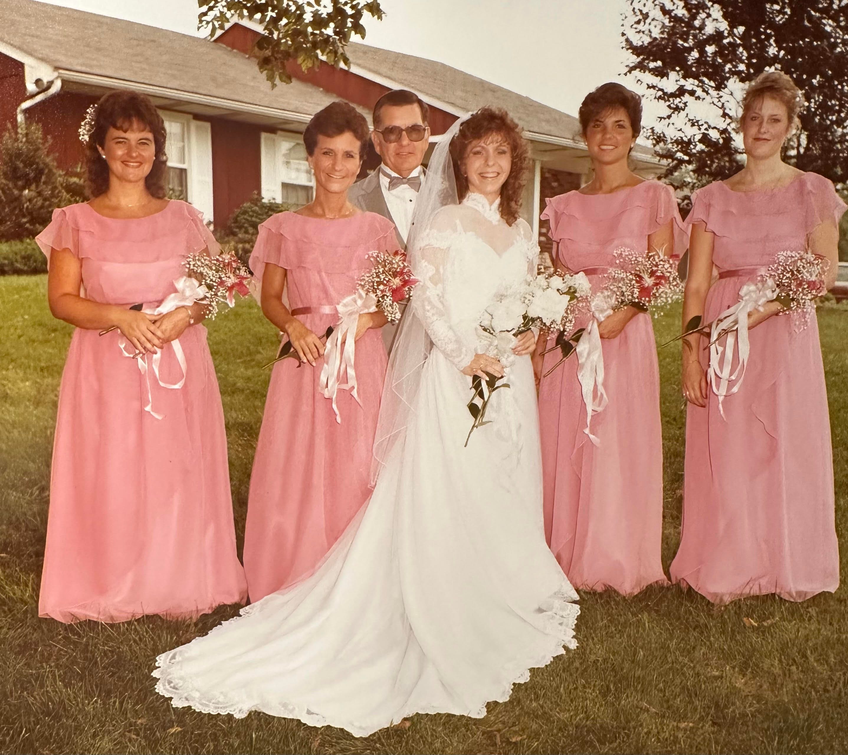 Devons Mutter an ihrem Hochzeitstag im Jahr 1984.
