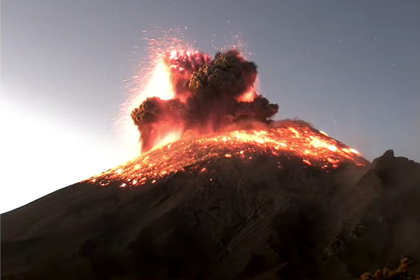 Popocatépetl bricht aus