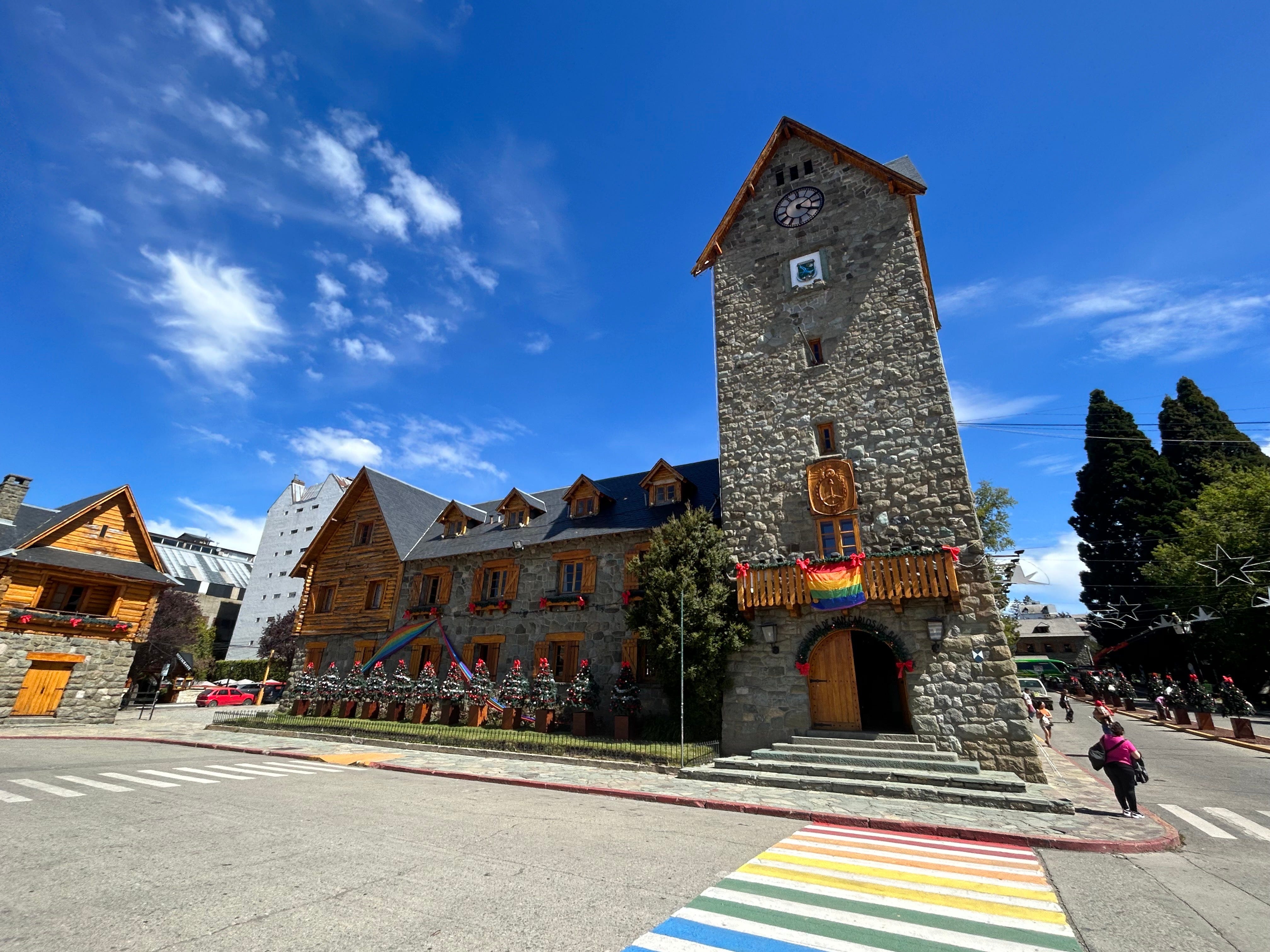 Ein Gebäude im Stadtzentrum von Bariloche.