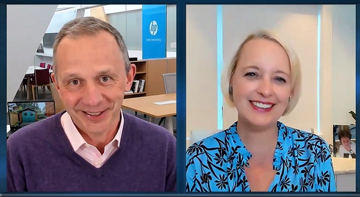 HP-CEO Enrique Lores und Accenture-CEO Julie Sweet diskutieren über die digitale Transformation.
