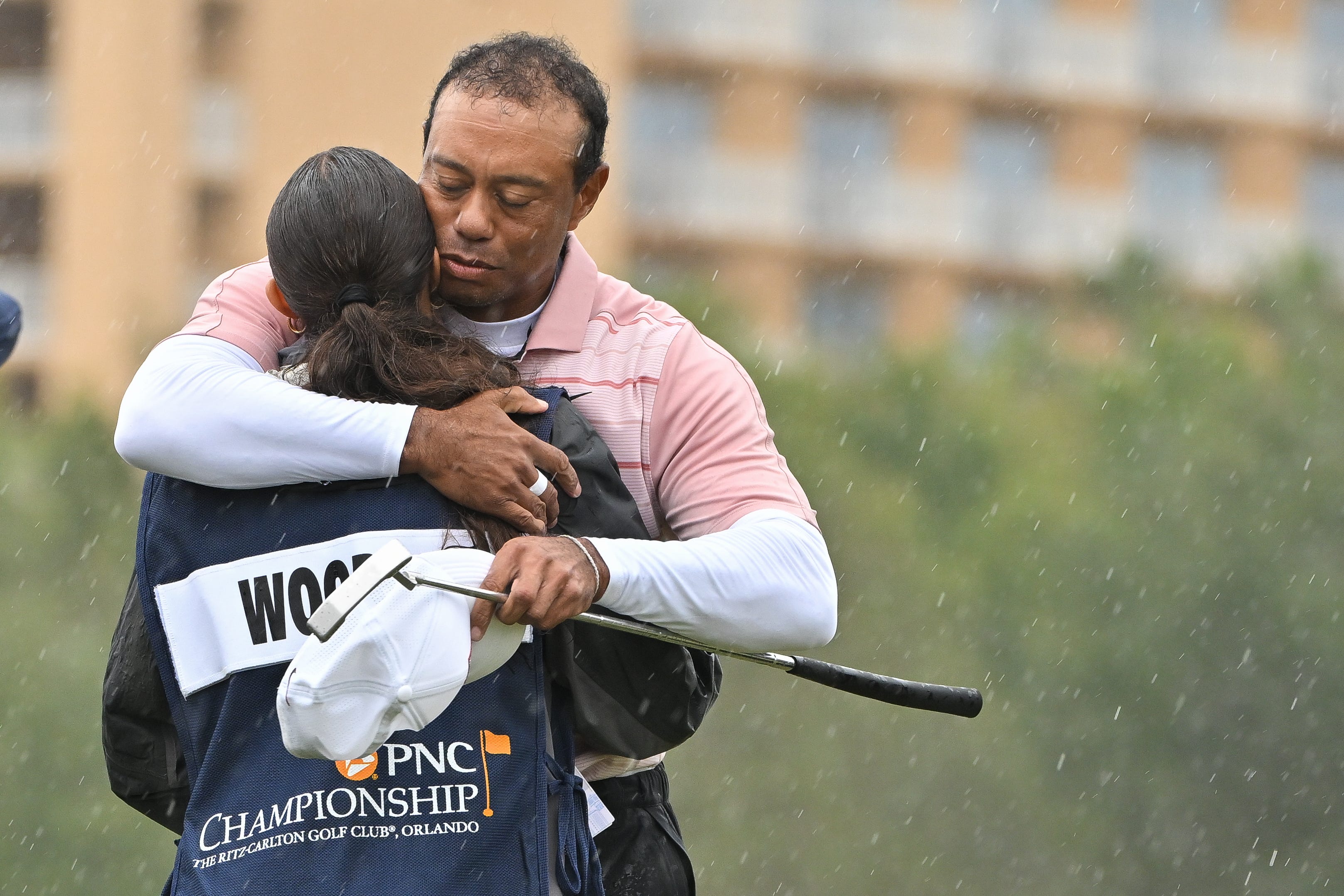 Sam Woods und Tiger Woods bei der PNC-Meisterschaft 2023.