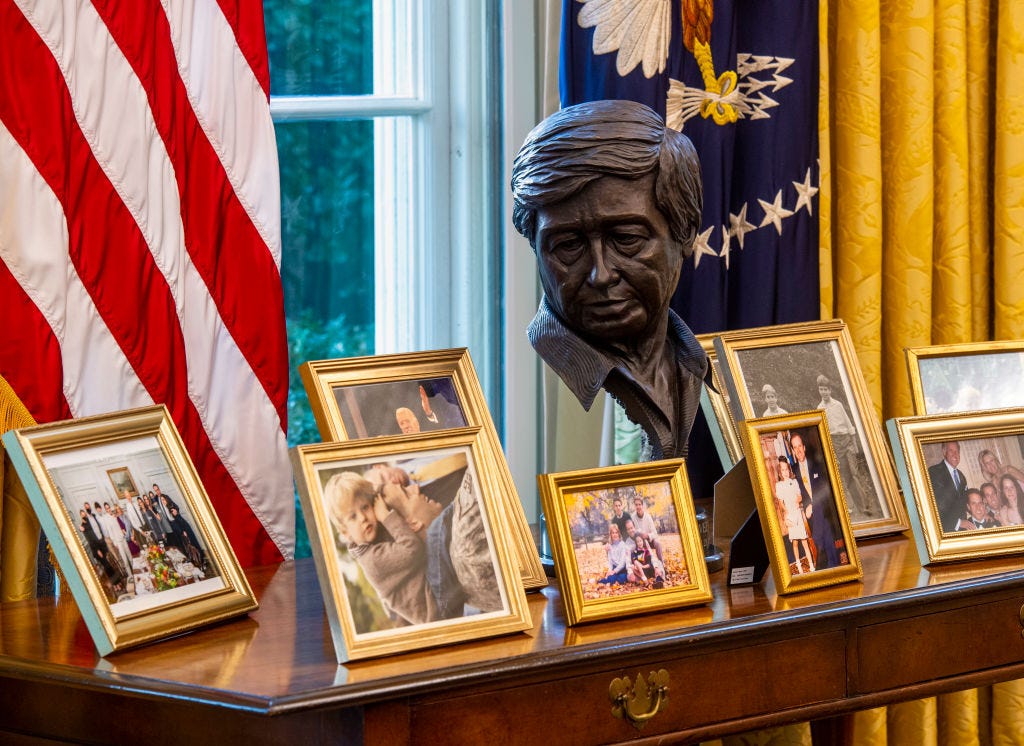 Familienfotos im Biden Oval Office
