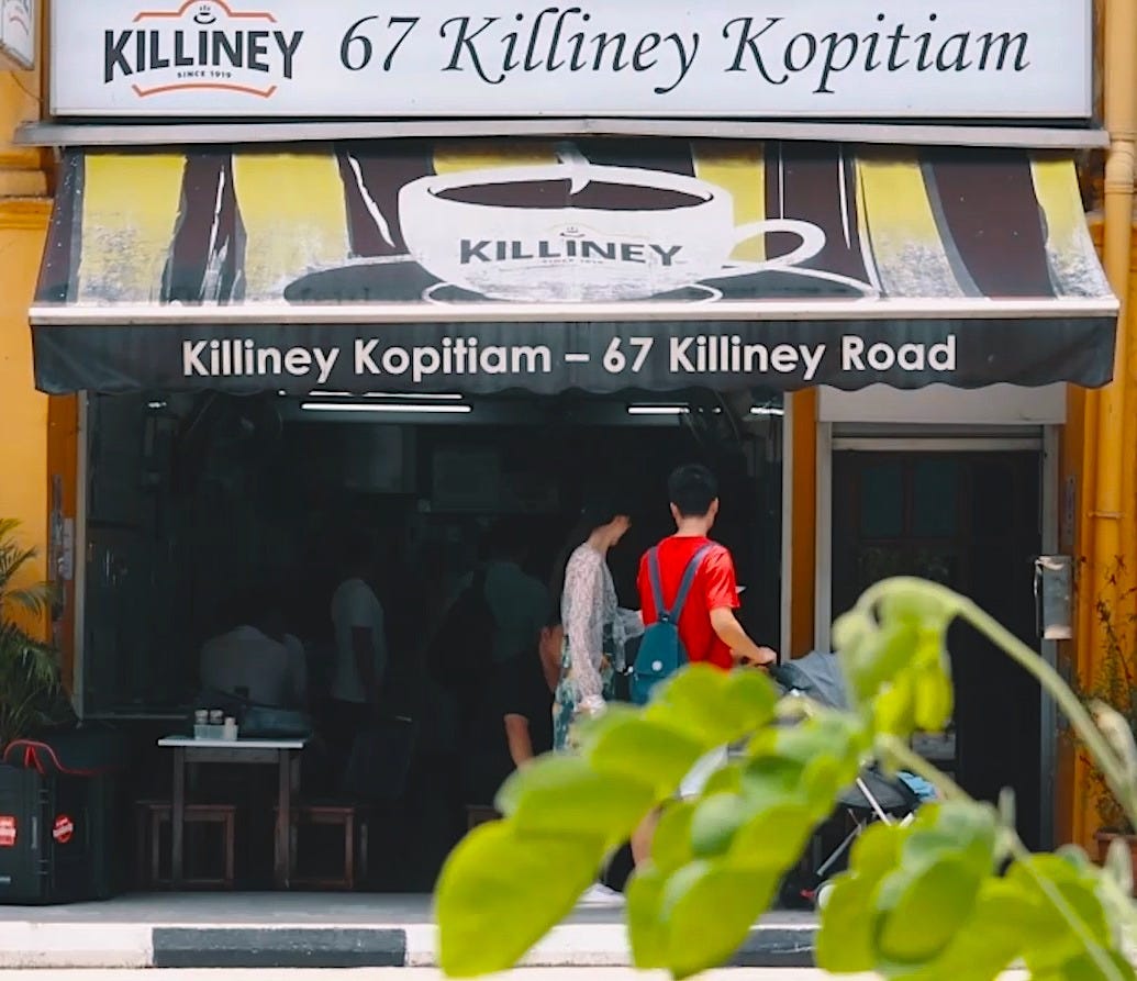 das Äußere von 67 Killiney Kopitiam in Singapur