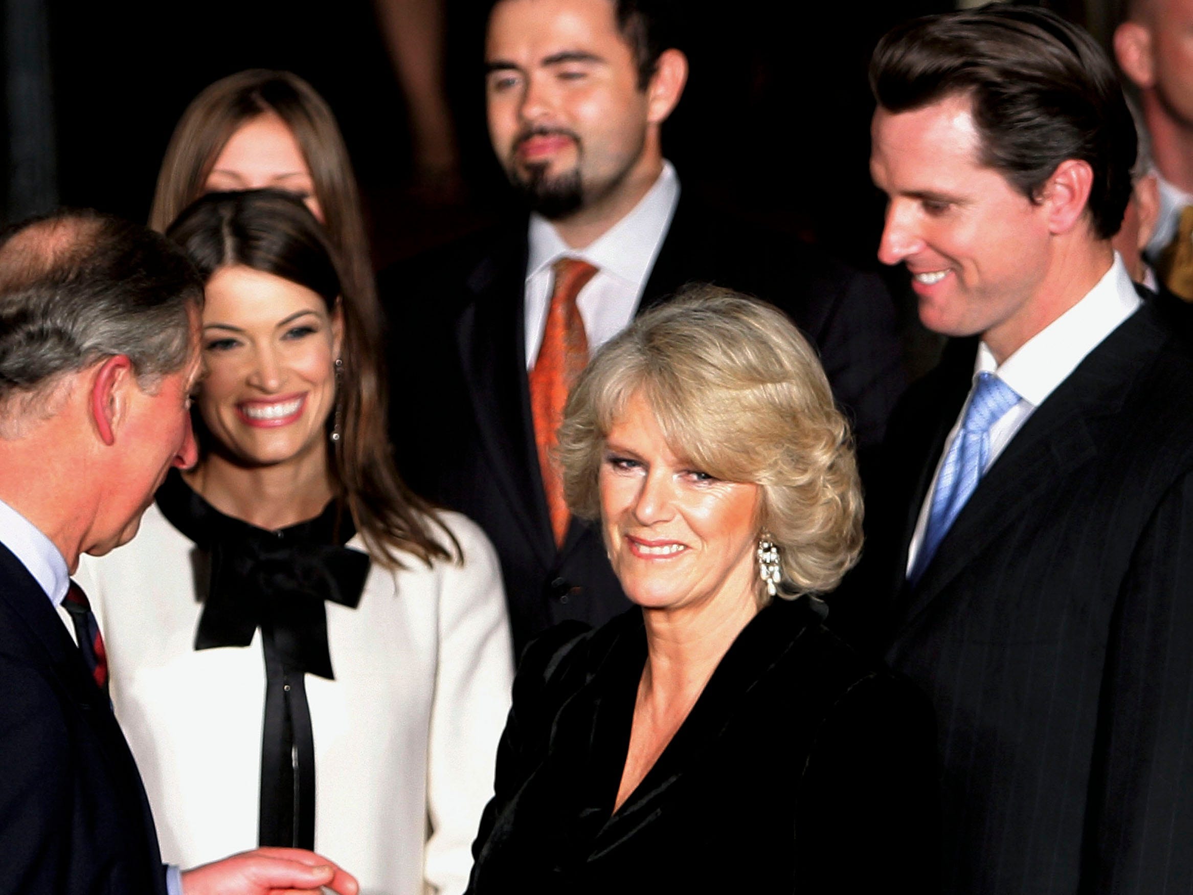 Gavin Newsom und Kimberly Guilfoyle mit Prinz Charles und Camilla im Jahr 2005