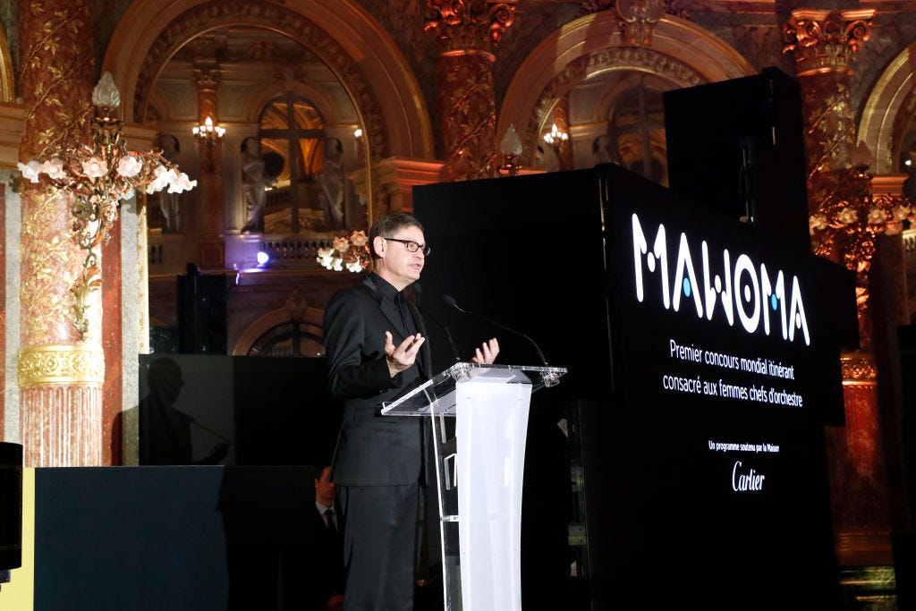Cyrille Vigneron, CEO von Cartier, präsentiert den Start des ersten weltweiten Wanderwettbewerbs für Orchesterdirigentinnen: MAWOMA