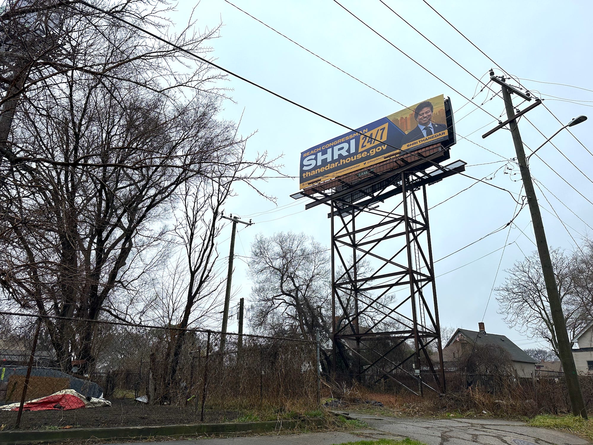 Eine von Thanedars Werbetafeln im Stadtteil Chadsey Condon in Detroit.