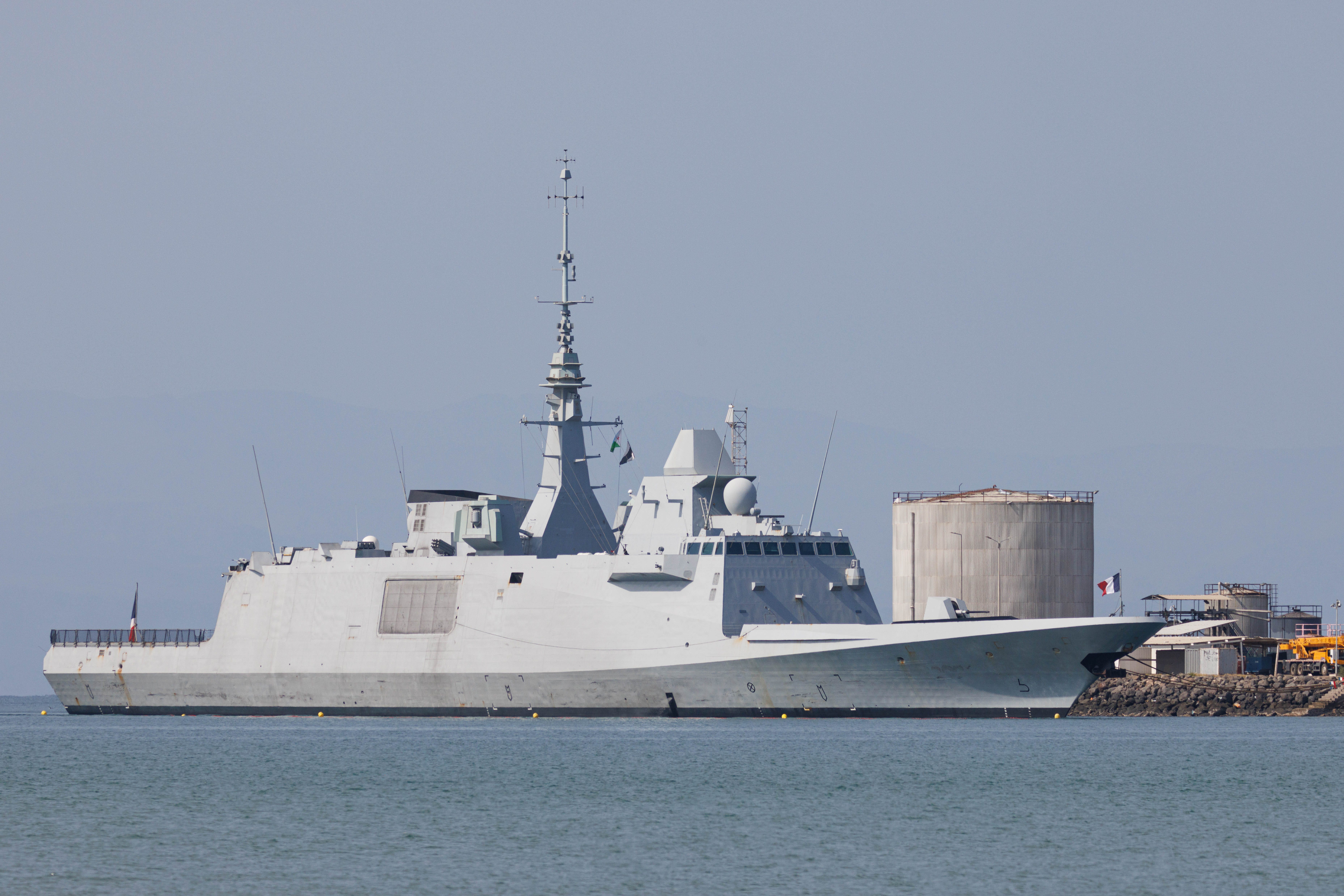 Das französische Marineschiff, die FS Languedoc (D653)