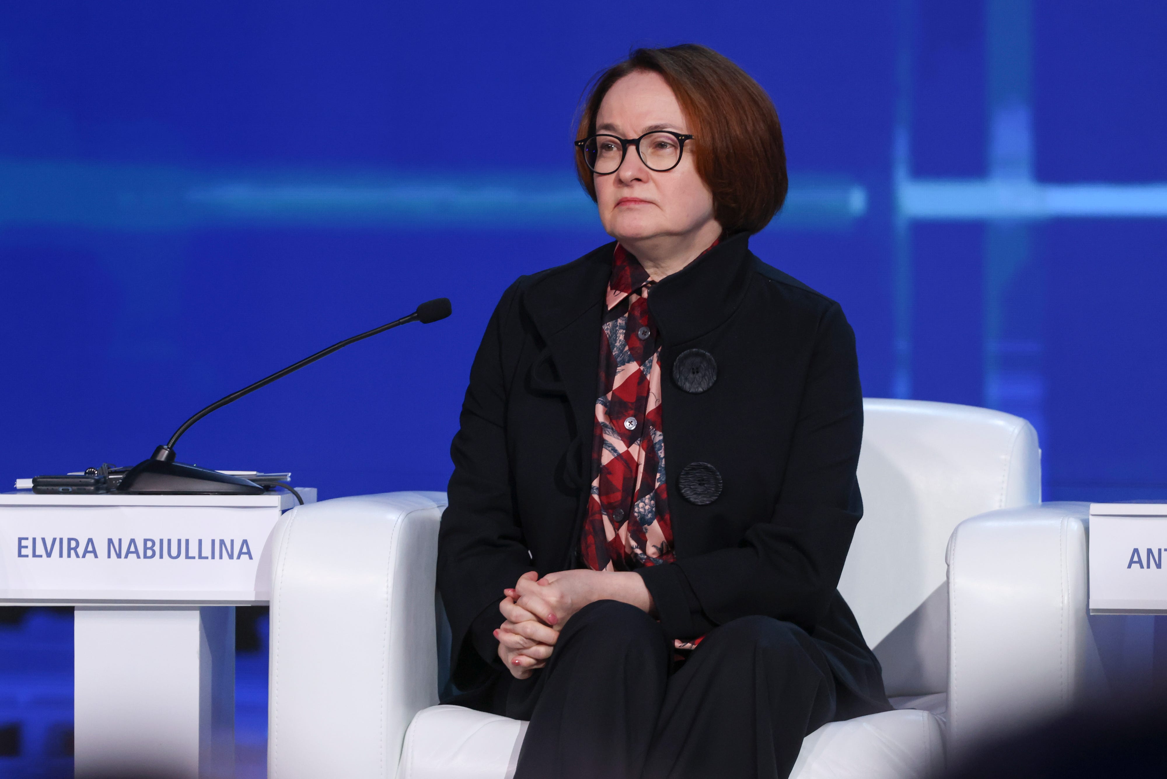 Die Vorsitzende der Zentralbank Russlands, Elvira Nabiullina, nimmt am jährlichen Investitionsforum „Russia Calling!“ teil.  im World Trade Center am 7. Dezember 2023 in Moskau, Russland.