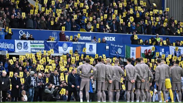 Everton-Fans protestieren gegen die Premier League