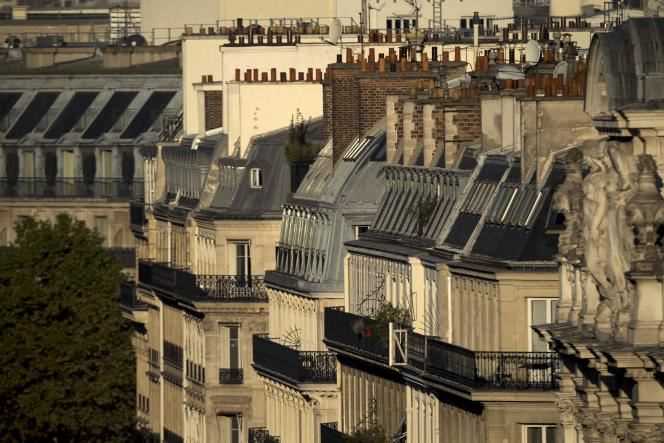 The zinc roofs of Paris, an architectural signature whose know-how was among the options for candidacy for Unesco heritage, here in October 2017.
