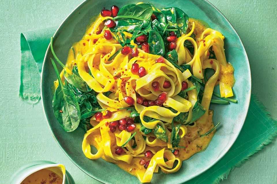 Tagliatelle with carrot sauce