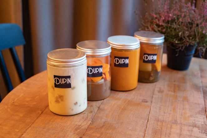 Nathan Hélo's jars at Dupin.