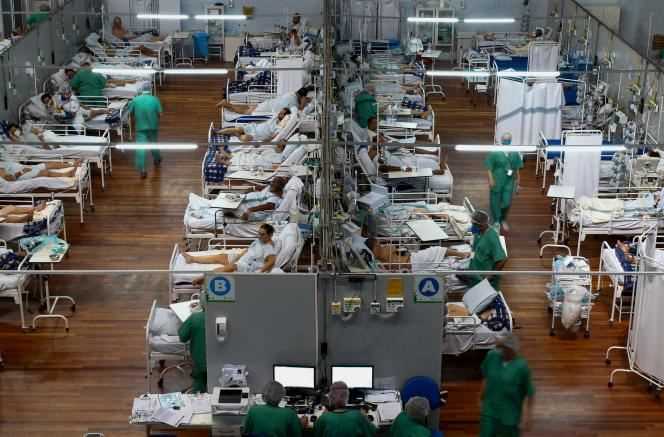In a field hospital installed in a gymnasium, in Santo André, in the state of Sao Paulo, on March 26.