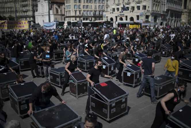 During the demonstration against the reform of unemployment insurance in Marseille, on April 23.