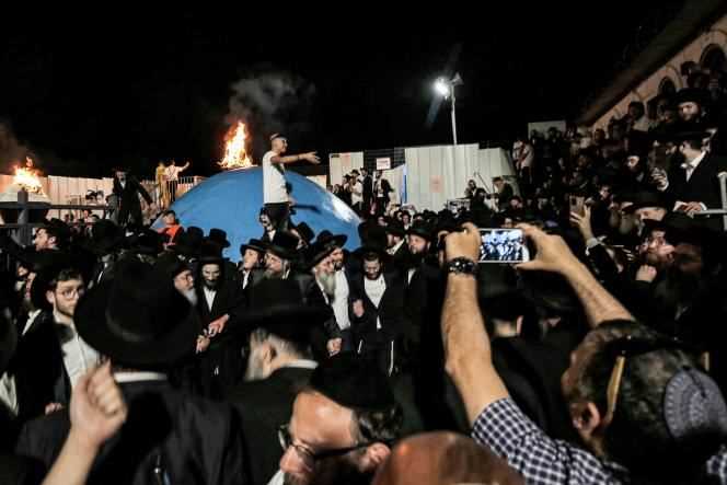 Ultra-Orthodox Jews gathered around a bonfire at the tomb of Rabbi Shimon Bar Yochai in Mount Meron, northern Israel on April 29.
