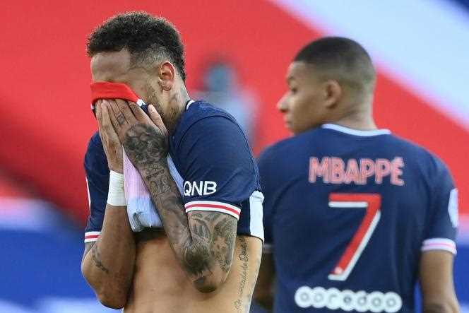 Neymar and Mbappé powerless against Lille on April 3.