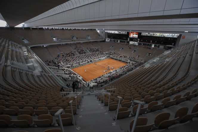 The organizers of the Roland-Garros tournament (here, October 11, 2020) will only be able to accommodate 5,000 people from the quarter-finals for the 2021 edition.