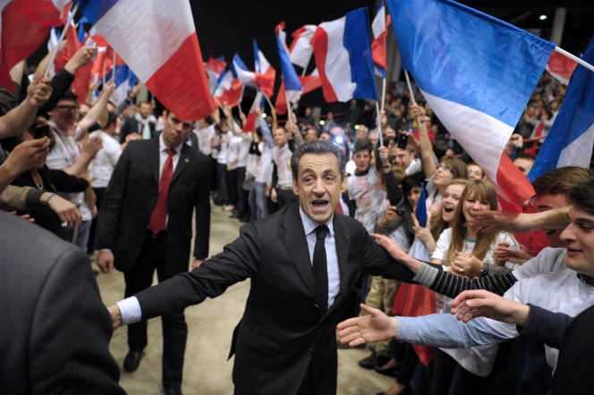 Fourteen defendants, including the former President of the Republic Nicolas Sarkozy (here, in meetingle April 27, 2012 in Dijon), are being prosecuted for “illegal financing of the electoral campaign”.