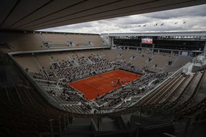 During the last edition of the Roland Garros tournament, October 10, 2020. The organizers of Roland Garros had to adjust the spectator gauge according to the stages of deconfinement.  To bypass the limit set by the government until June 9 (1,000 people at most), the 12 hectares of the stadium have been divided into six establishments open to the public.
