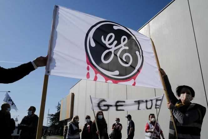 Demonstrations by GE employees, in Belfort, March 29, 2021.