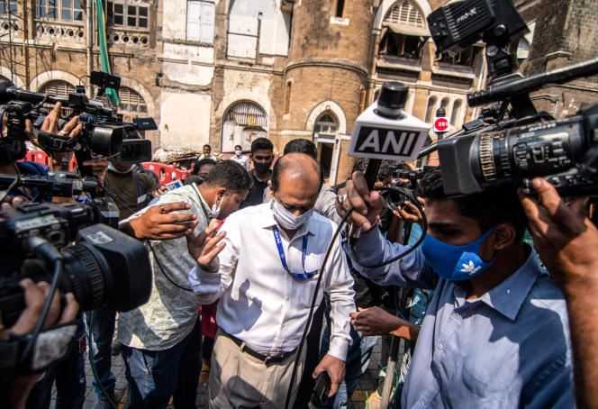 Commissioner Sachin Waze (here March 10, 2021 in Mumbai) has been dismissed from his post and is today charged with murder.