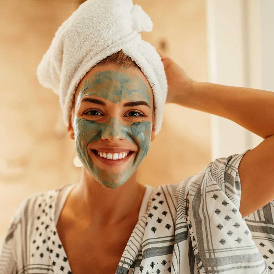 Skin care: 13 tips for beautiful skin - woman with face mask