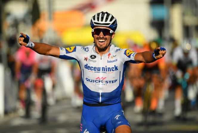 Julian Alaphilippe, on the finish line of a stage of the Tour de France, in Nice, August 20, 2020.
