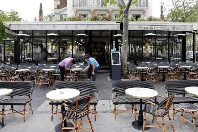 The terrace of the “Café du Trocadéro”, in Paris, on May 11, 2021.