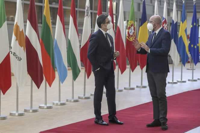 North Macedonian President Stevo Pendarovski (left) and European Council President Charles Michel in Brussels on April 27, 2021.