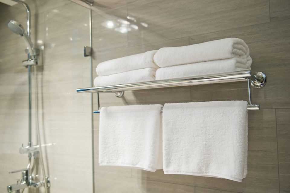 Storage space in the bathroom: towel rack in the bathroom