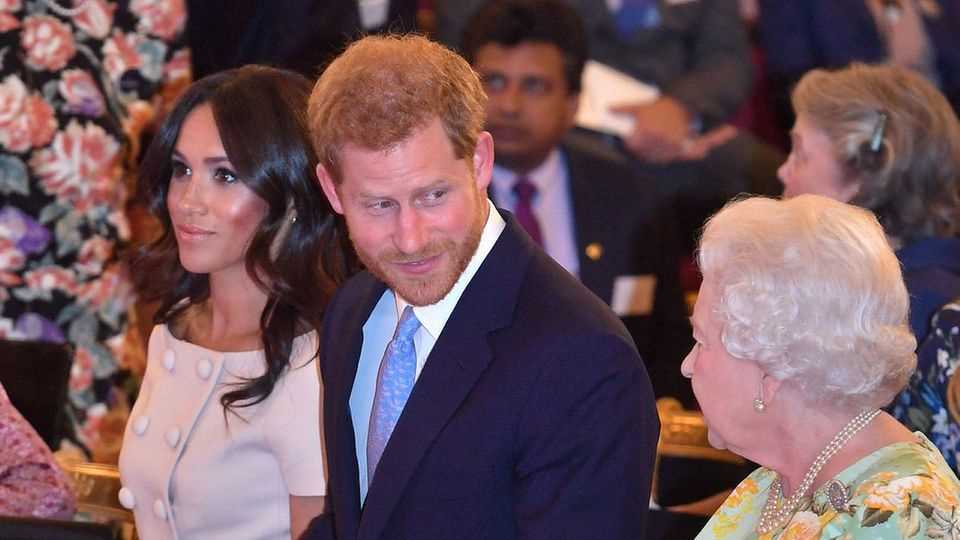 Duchess Meghan, Prince Harry and Queen Elizabeth 