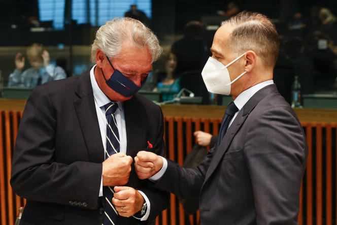 Luxembourg Foreign Ministers Jean Asselborn and German Heiko Maas at the European Council on June 21, 2021.