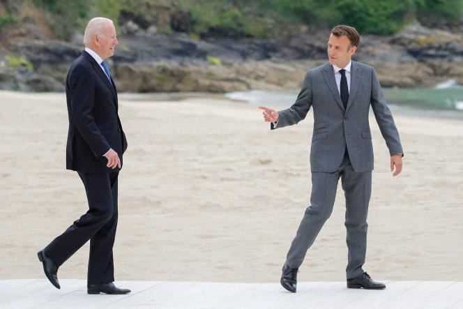 Presidents Joe Biden and Emmanuel Macron during the G7 summit, in Carbis Bay (England), on June 11, 2021.