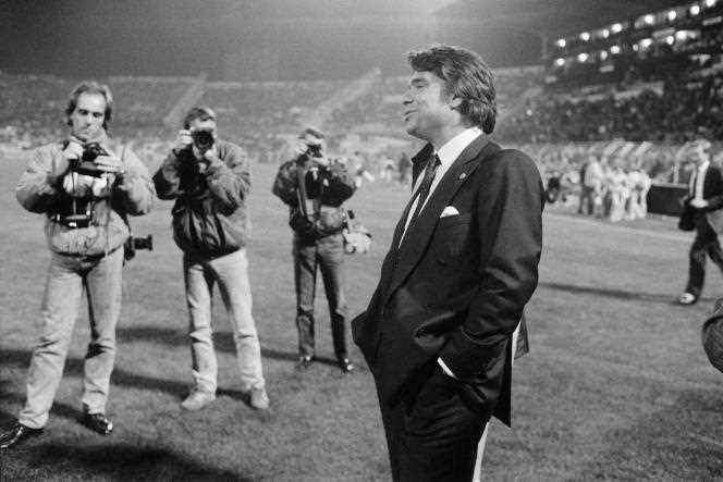 Bernard Tapie, then president of OM, at the Stade-Vélodrome in Marseille, October 22, 1987.