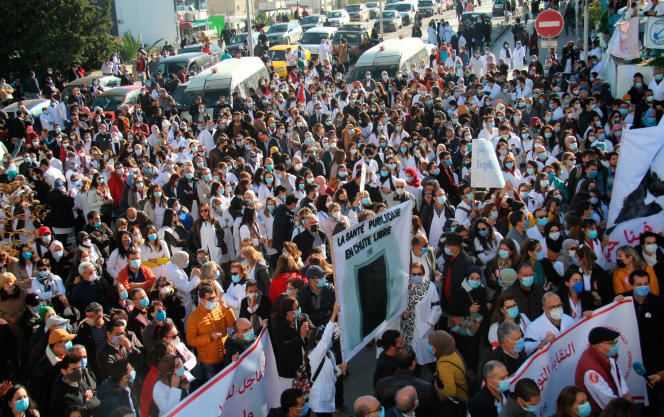 During a demonstration by caregivers demanding the resignation of the Tunisian Minister of Health, December 8, 2020, in Tunis.