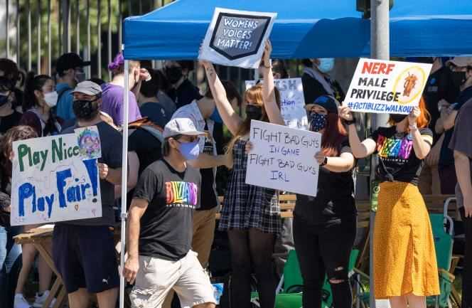 Gathered at the foot of the gates of the premises located at 1 Blizzard Way in Irvine, Activision Blizzard employees voiced their discontent on July 28, 2021.
