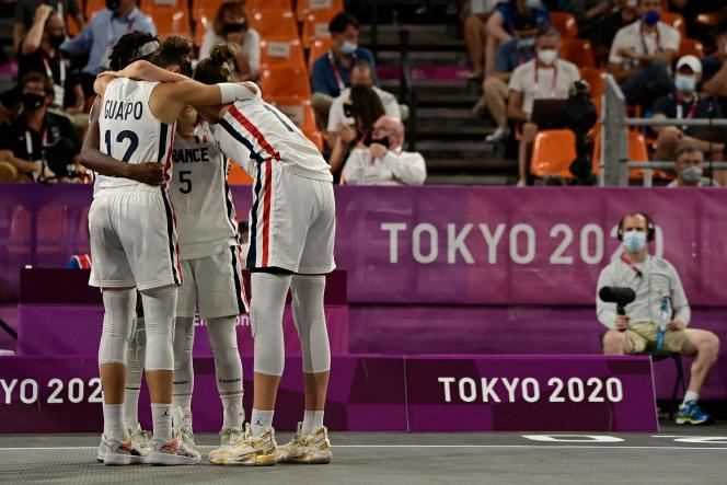 French basketball players, July 28, 2021, in Tokyo.
