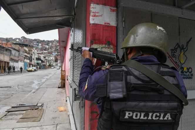 A policeman in the Cota 905 neighborhood in Caracas, Venezuela, July 9, 2021.