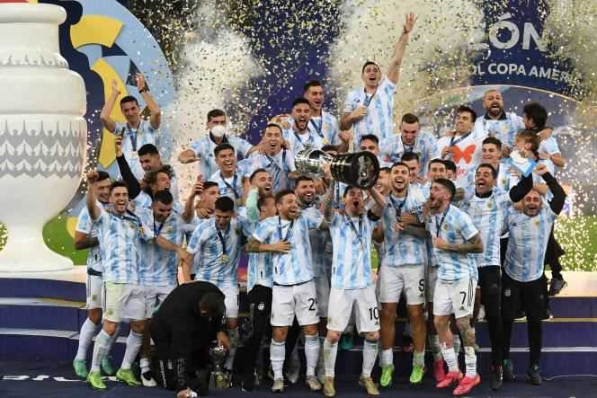 Lionel Messi finally lifted a trophy with the Argentina jersey after the victory against Brazil (1-0) in the final of the Copa America, in Rio de Janeiro, on July 10, 2021.