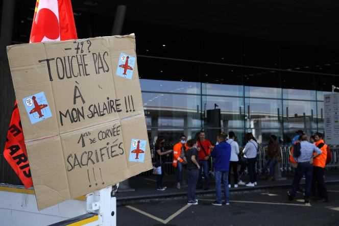 Strike at Roissy-Charles-de-Gaulle airport, July 2, 2021.