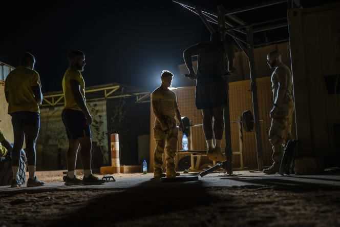 French soldiers from Operation Barkhane exercise at the Gao base in Mali on June 8, 2021.