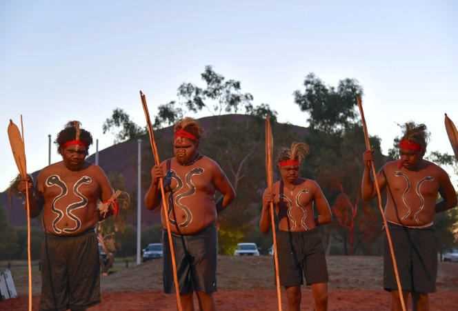 Aboriginal dancers at the opening of a summit in Uluru, Northern Territory, May 23, 2017.