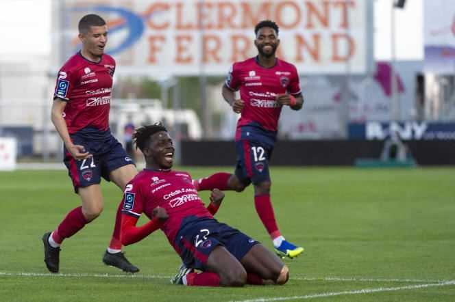 Guinean striker Mohamed Bayo (center) during a match against Sochaux, in Clermont-Ferrand, on May 8, 2021.