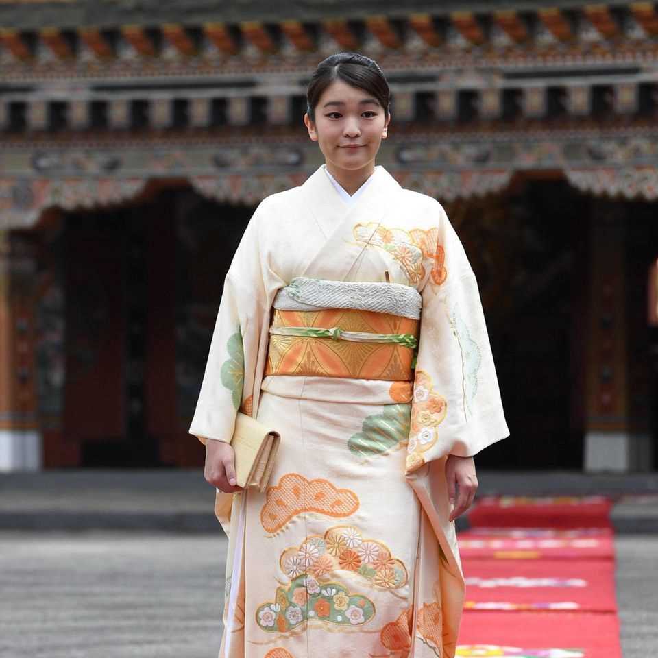 Princess Mako is the granddaughter of the Japanese Emperor Akihito