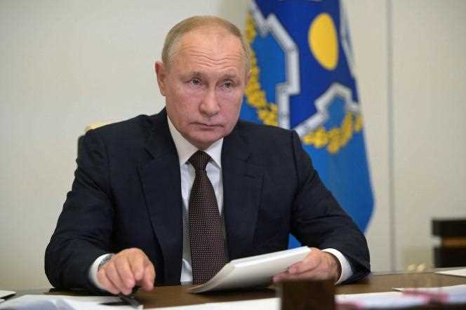 The President of the Russian Federation, Vladimir Putin, in a videoconference meeting on September 16, 2021, while in solitary confinement since Wednesday, in the suburbs of Moscow.