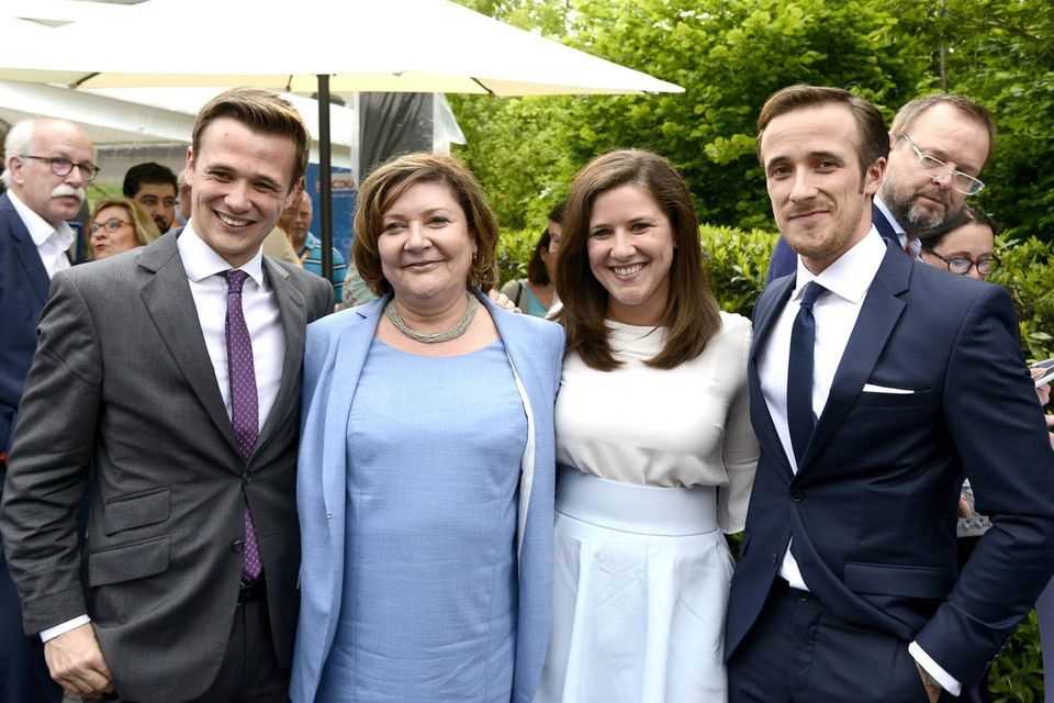 Julius Laschet, Susanne Laschet, Eva Laschet and Johannes Laschet: The Laschet family at an election party