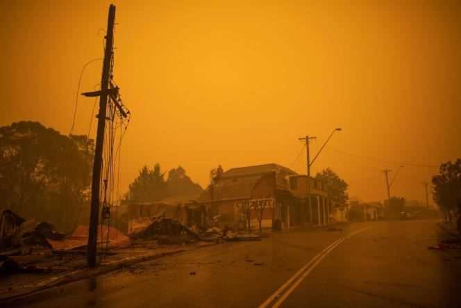 During the fires in Australia, in Cobargo, on December 31, 2019.