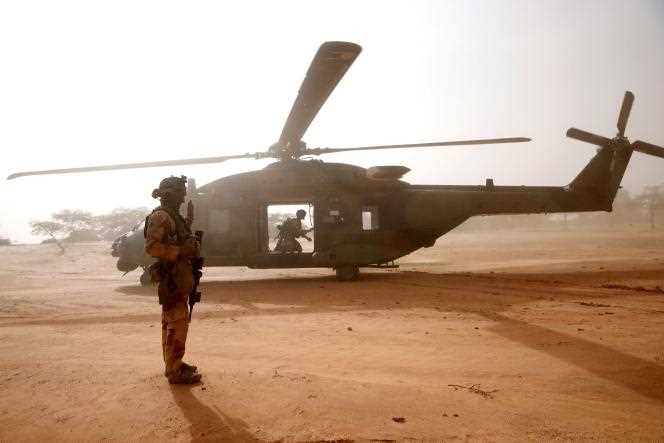Soldiers from Operation Barkhane in Ndaki, eastern Mali, in July 2019.