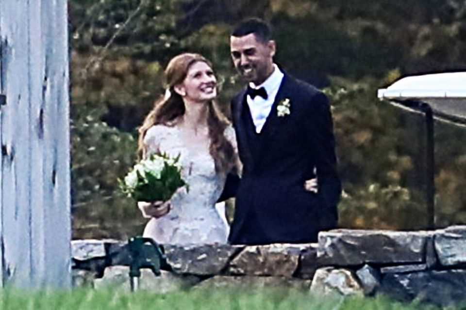 Jennifer Gates and Nayel Nassar is delighted to see the wedding. 
