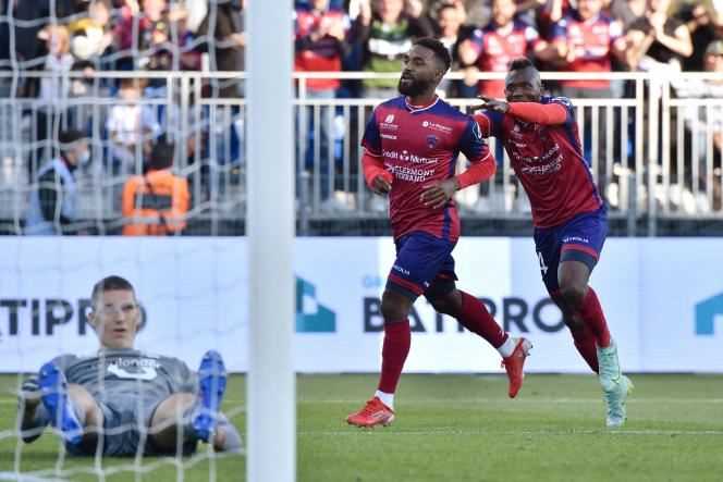 Vital Nsimba scored the only goal in the match between Clermont and Lille at the Gabriel-Montpied stadium on October 16, 2021.